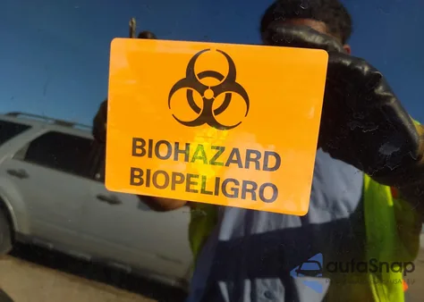 2007 Nissan Versa 1.8S z USA, uszkodzony, nr VIN 3N1BC13E27L447586